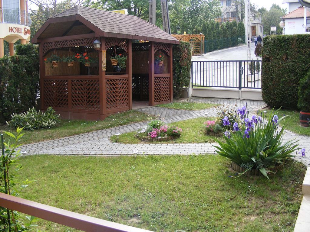 Erika Apartmanhazak ヘーヴィーズ エクステリア 写真